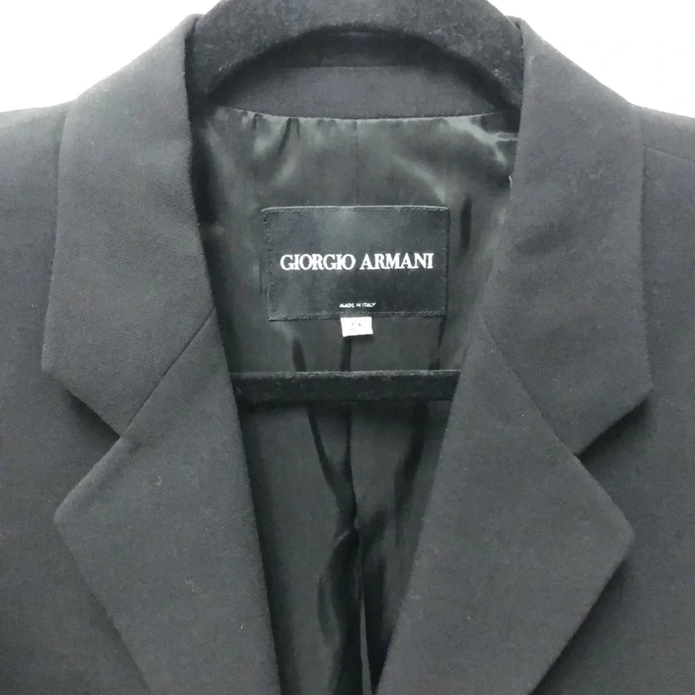Giorgio Armani jacket - Picture 2 of 3